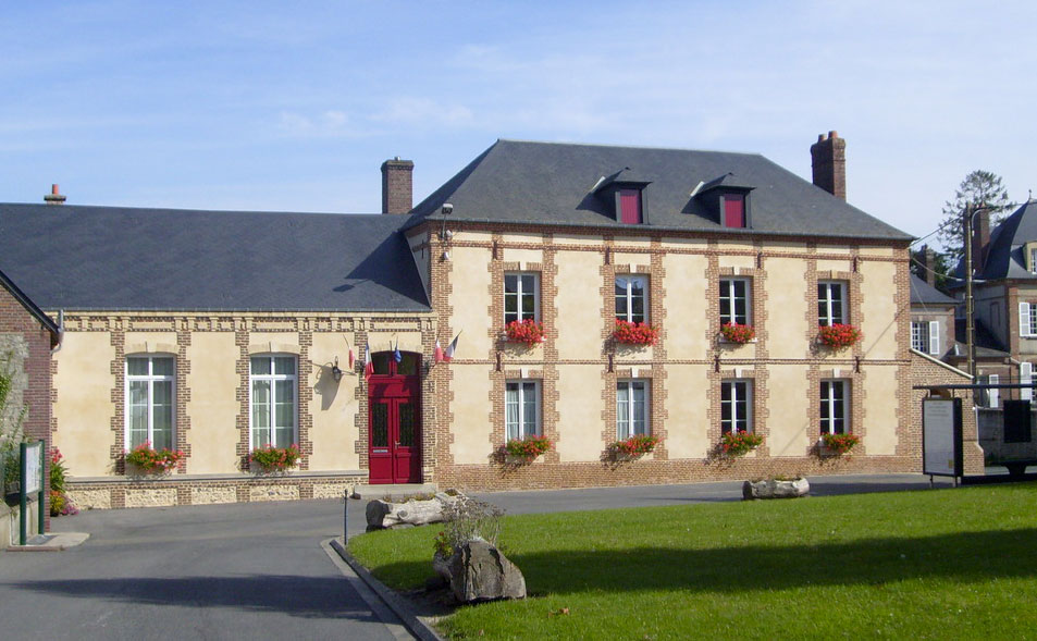 La mairie de Saint-Pierre-ès-Champs